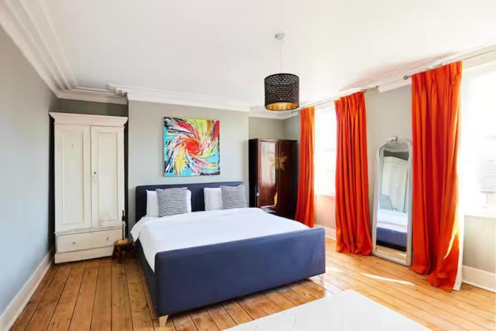 The Walterton Sanctuary - Bright 3 Bed Flat Appartamento